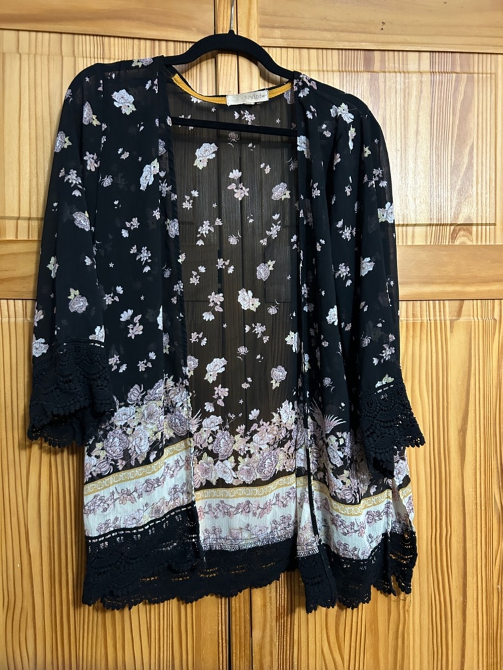 Rewind Black Floral Lace-Trim Open Kimono